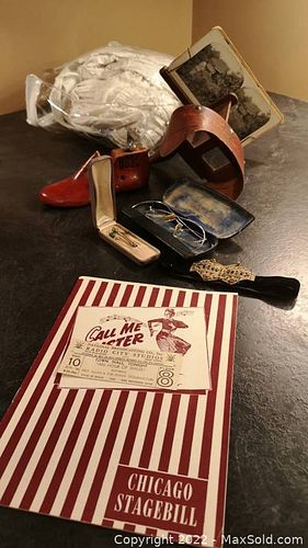 Lot #946 (1 of 11)