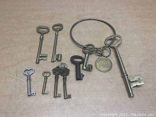 Lot #1 (1 of 8)