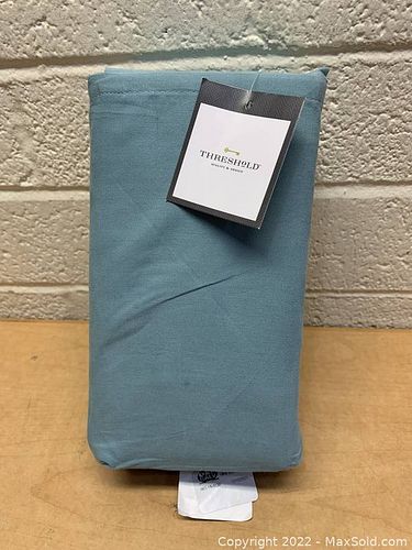 Lot #61 (1 of 5)