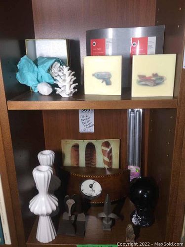 Lot #369 (1 of 13)
