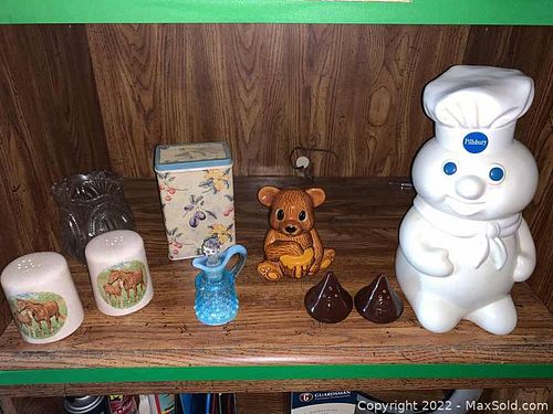 Lot #308 (1 of 8)