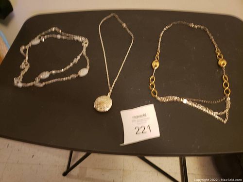 Lot #221 (1 of 2)