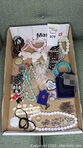 Lot #979 (1 of 20)