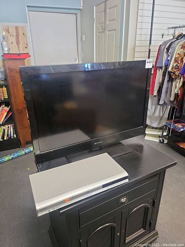 Lot #440 (1 of 4)