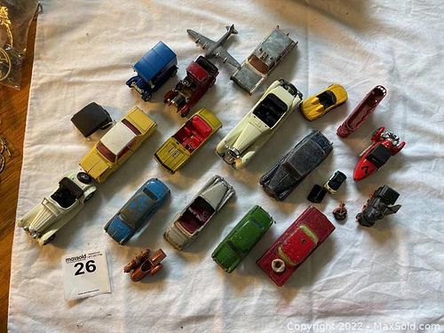 Lot #26 (1 of 13)