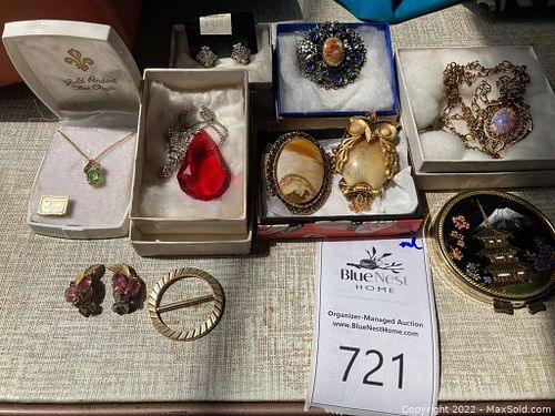 Lot #721 (1 of 9)