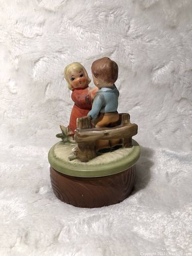 Lot #63 (1 of 13)