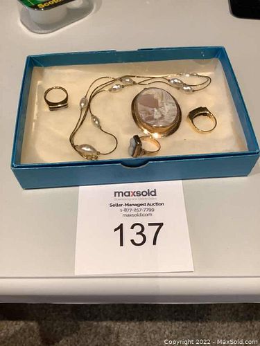 Lot #137 (1 of 11)
