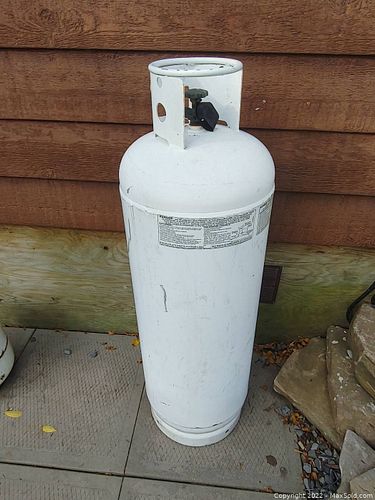 Lot #17 (1 of 4)