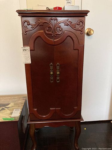 Lot #297 (1 of 9)