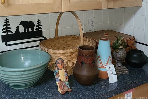 Lot #535 (1 of 12)