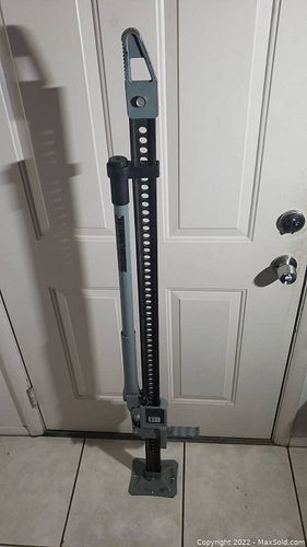 Lot #35 (1 of 4)