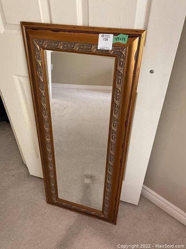 Lot #726 (1 of 5)