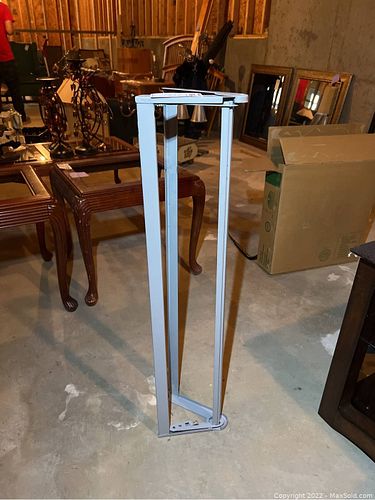 Lot #924 (1 of 8)