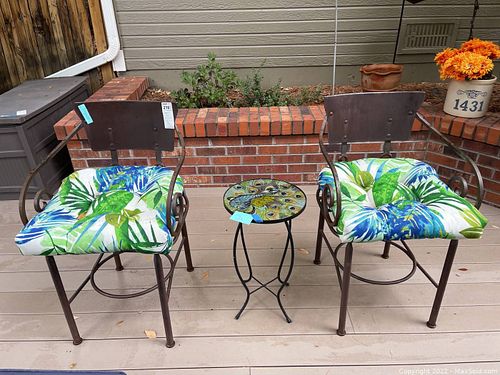 Lot #210 (1 of 10)