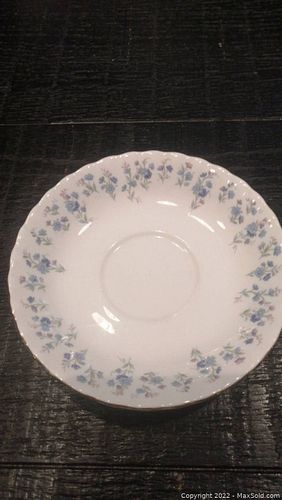 Lot #19 (1 of 8)