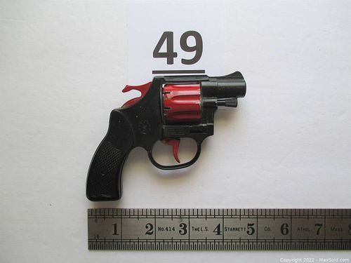 Lot #49 (1 of 9)