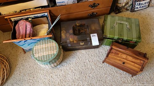 Lot #995 (1 of 12)