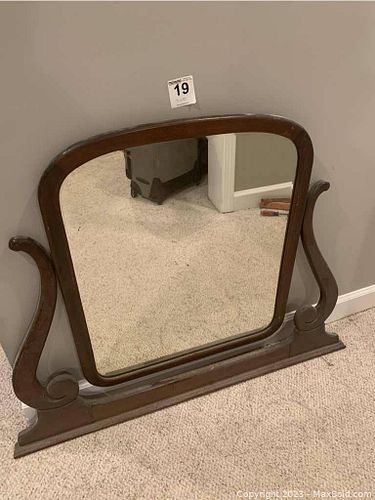 Lot #19 (1 of 4)