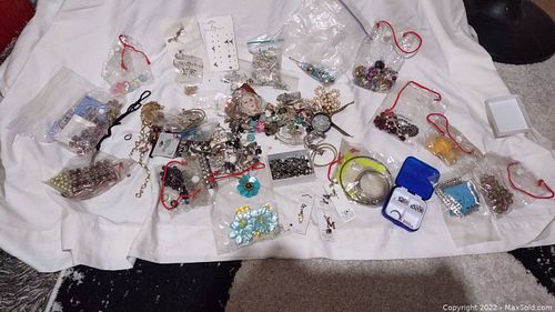 Lot #25 (1 of 9)