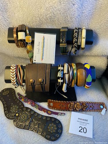 Lot #20 (1 of 6)