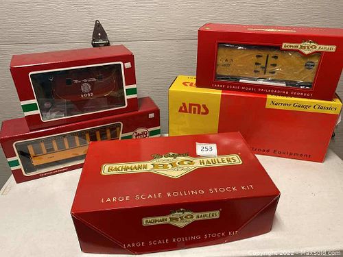 Lot #253 (1 of 18)