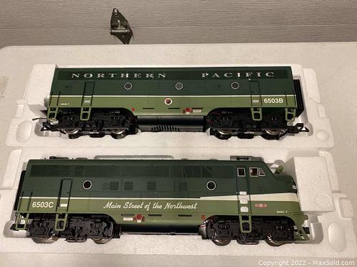 Lot #256 (1 of 9)
