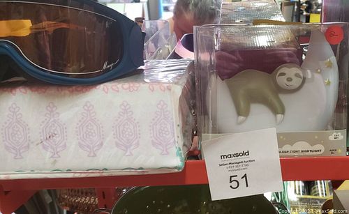 Lot #51 (1 of 5)