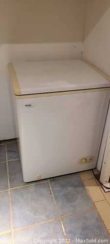 Lot #989 (1 of 13)