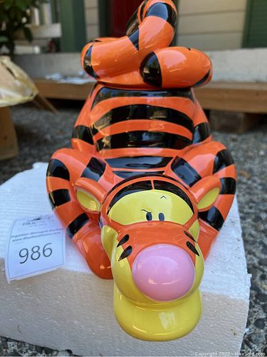 Lot #986 (1 of 5)