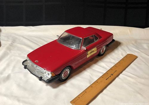 Lot #110 (1 of 4)