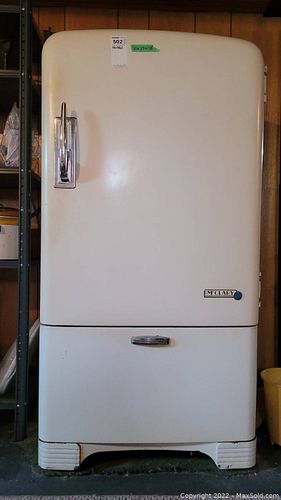 Lot #502 (1 of 20)