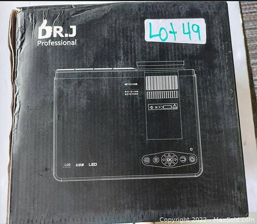 Dr.J Professional Projector Lot (1 of 1)