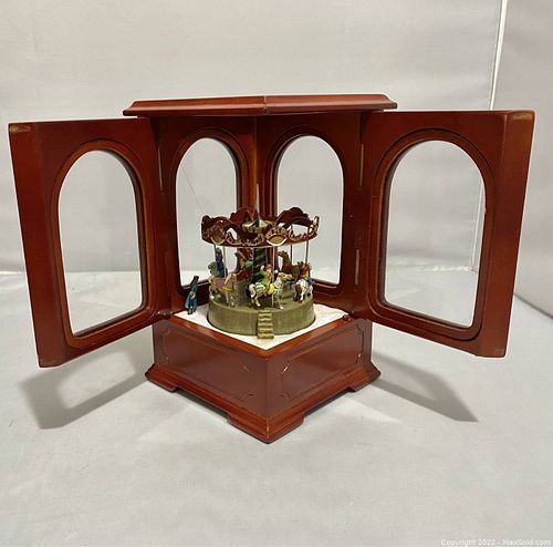Lot #29 (1 of 8)
