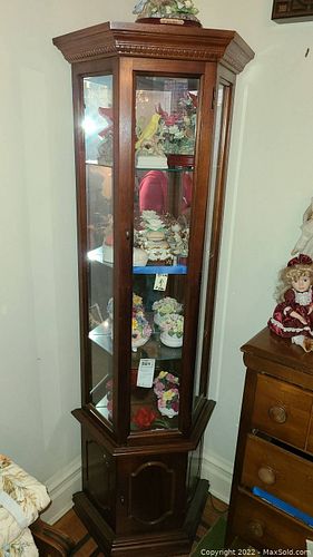 Lot #499 (1 of 9)