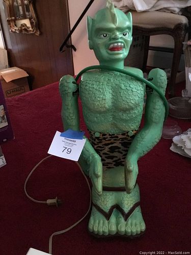 Lot #79 (1 of 7)
