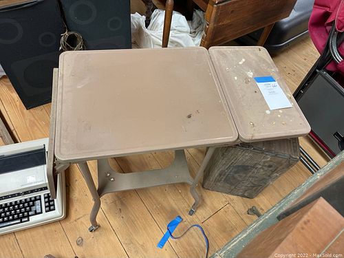 Lot #66 (1 of 6)
