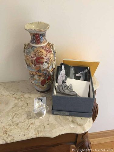 Lot #52 (1 of 9)