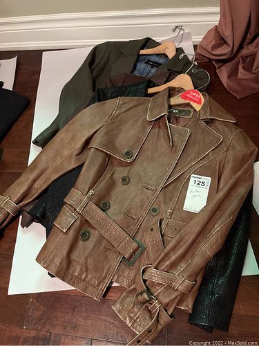 Lot #125 (1 of 9)