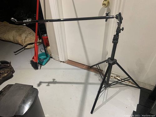 Lot #539 (1 of 10)
