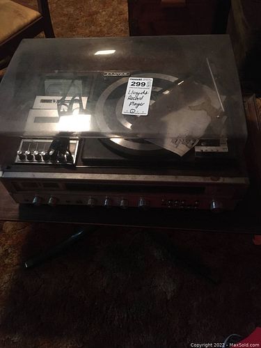 Lot #299 (1 of 4)