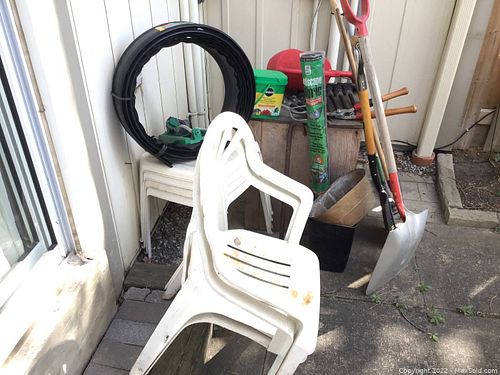 Lot #692 (1 of 12)