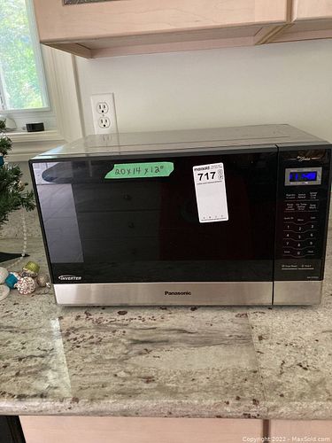 Lot #717 (1 of 5)