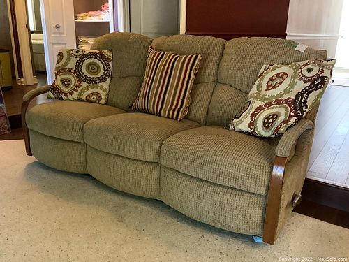 Lot #260 (1 of 9)
