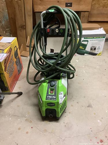 Lot #670 (1 of 9)