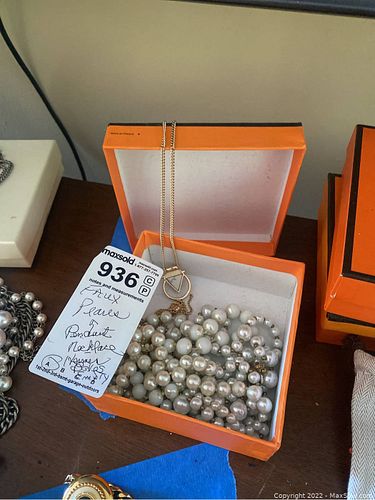 Lot #936 (1 of 9)