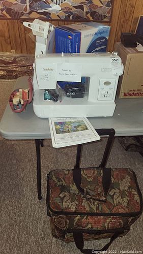Lot #352 (1 of 11)