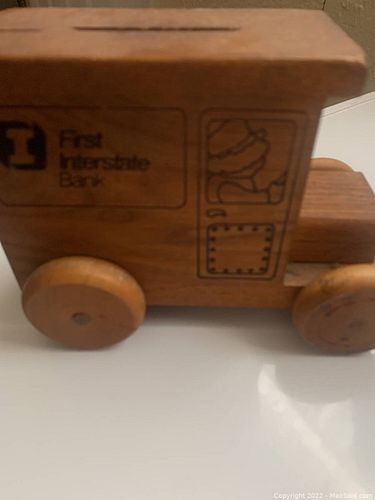 Lot #60 (1 of 6)