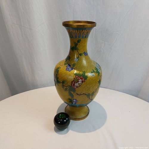 Lot #22 (1 of 8)