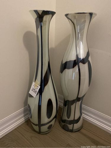 Lot #258 (1 of 4)